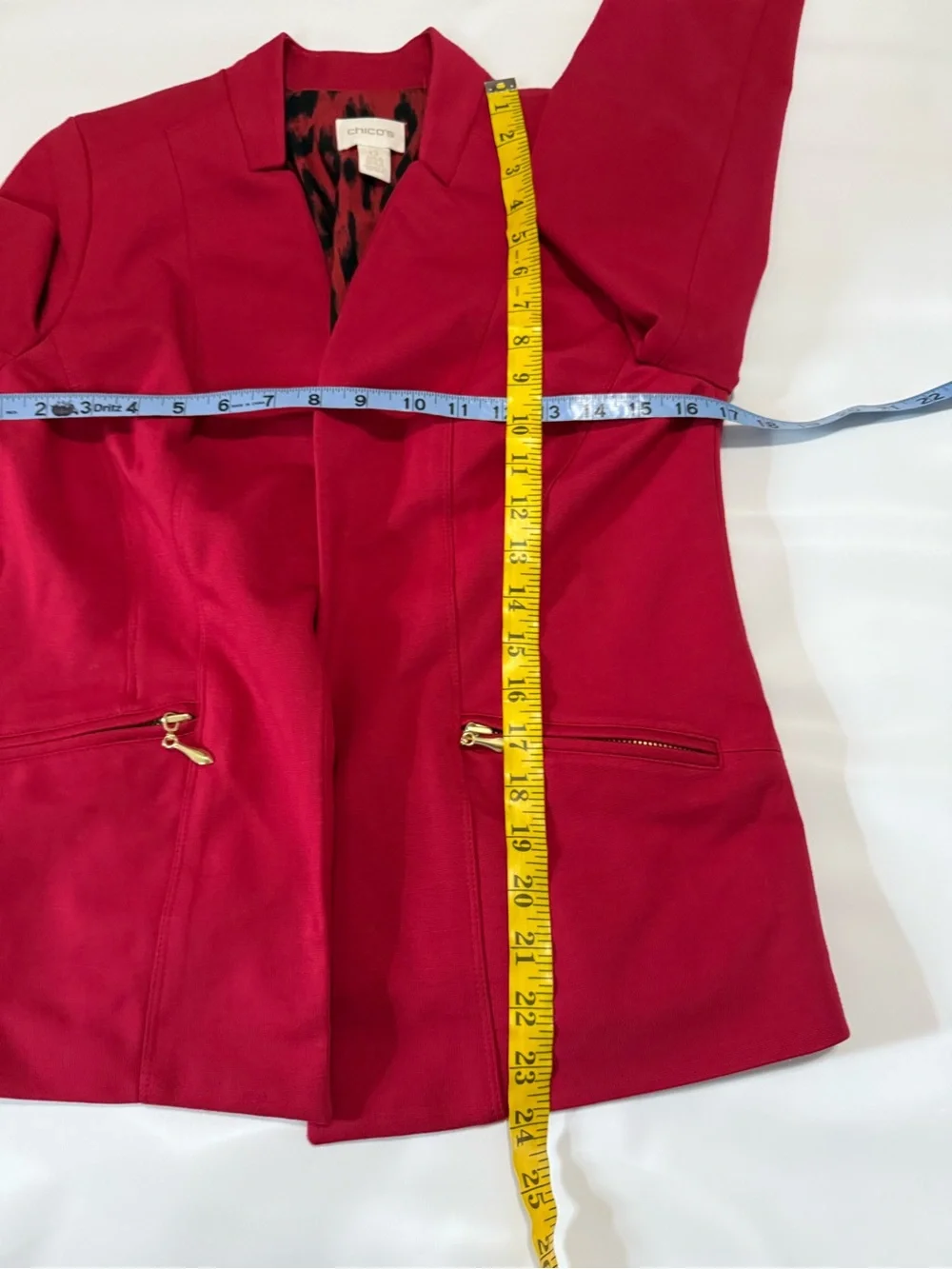 Chico's Red Open-Front Ponte fold accents  Blazer in size Small (0)